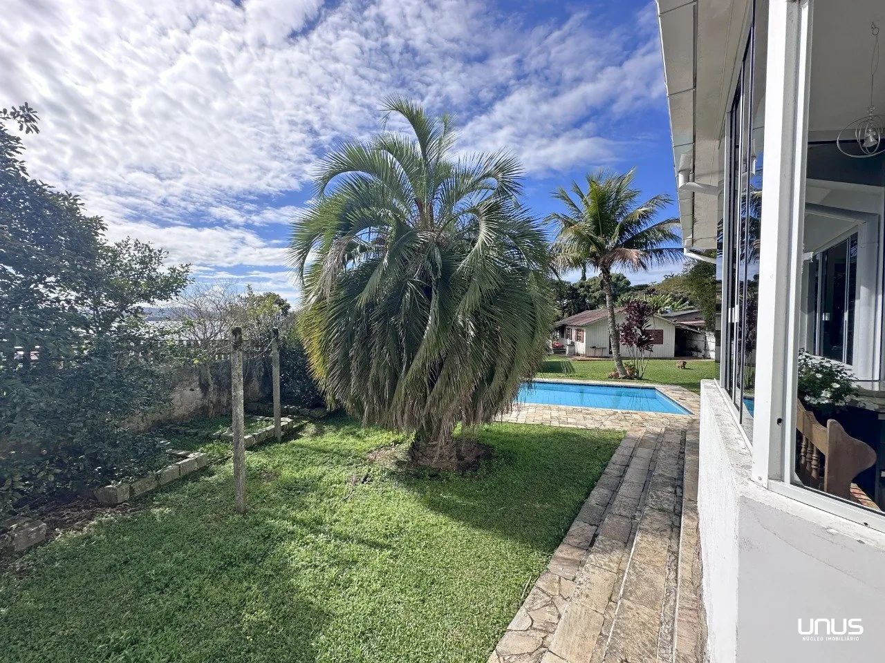 Casa ampla com 4 quartos e suítes em São José - Foto 4