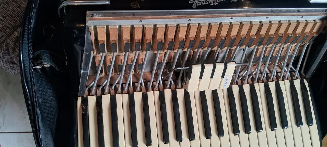 Acordeon 120 baixos - Foto 5