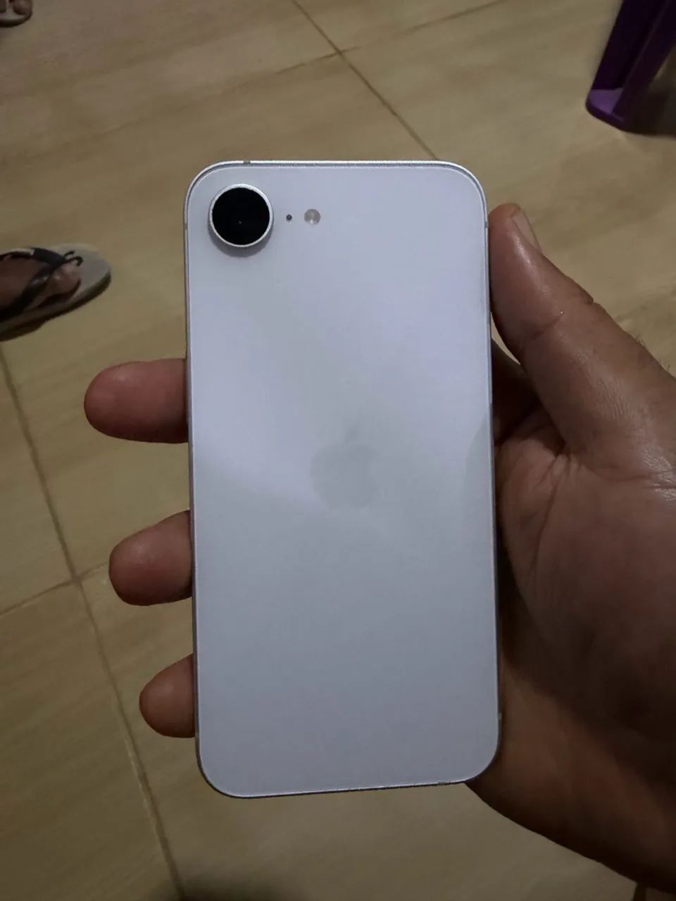 IPHONE 16e NOVO  - Foto 2
