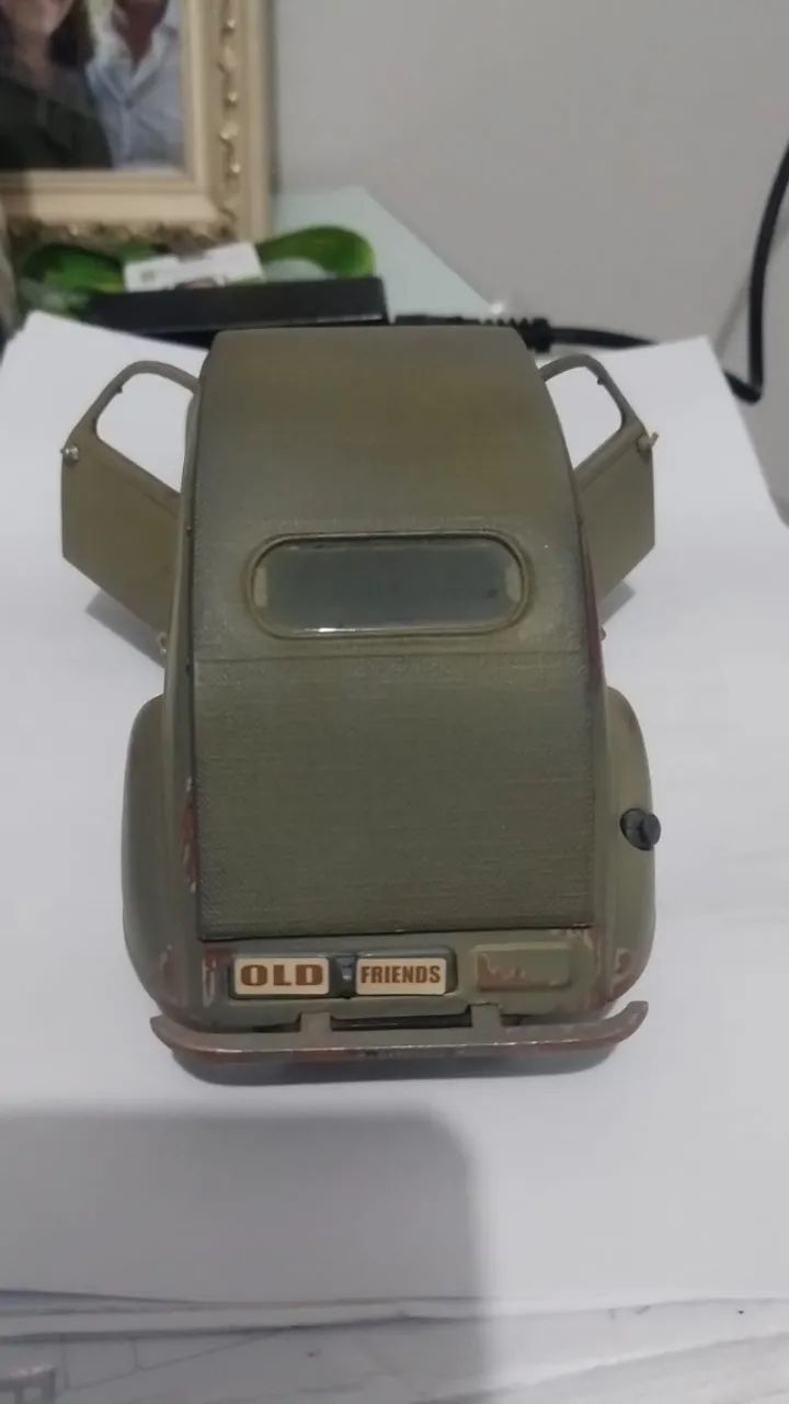 Miniatura Citroën 2 cv - Escala 1/18 - Foto 3