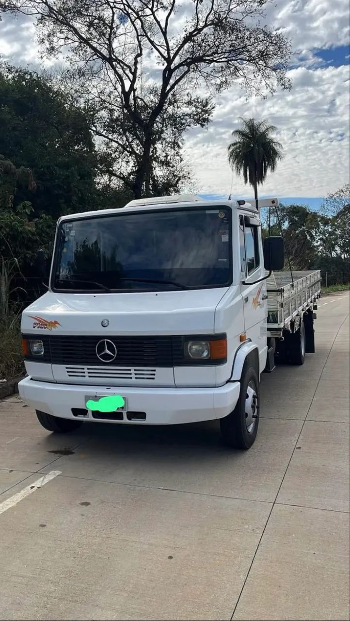 MB 710 , 2011 carroceria  - Foto 5