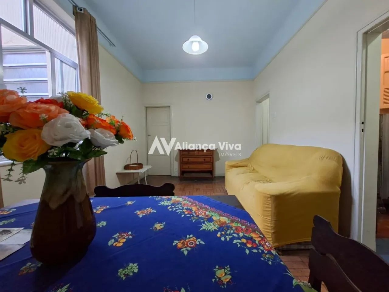 Catete | Apartamento 1 quarto, sendo 1 suite