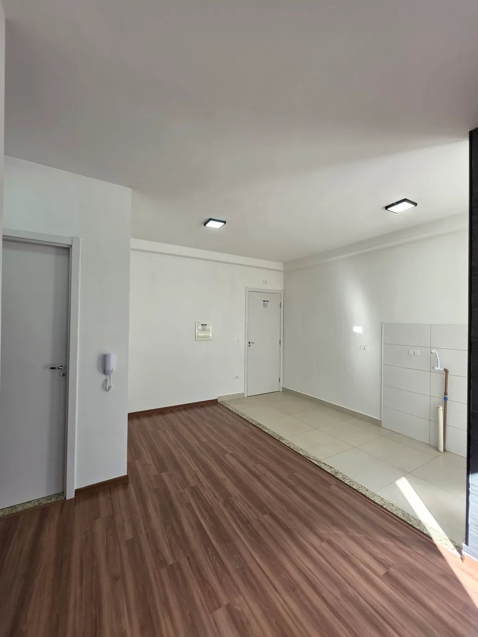 APARTAMENTO À VENDA