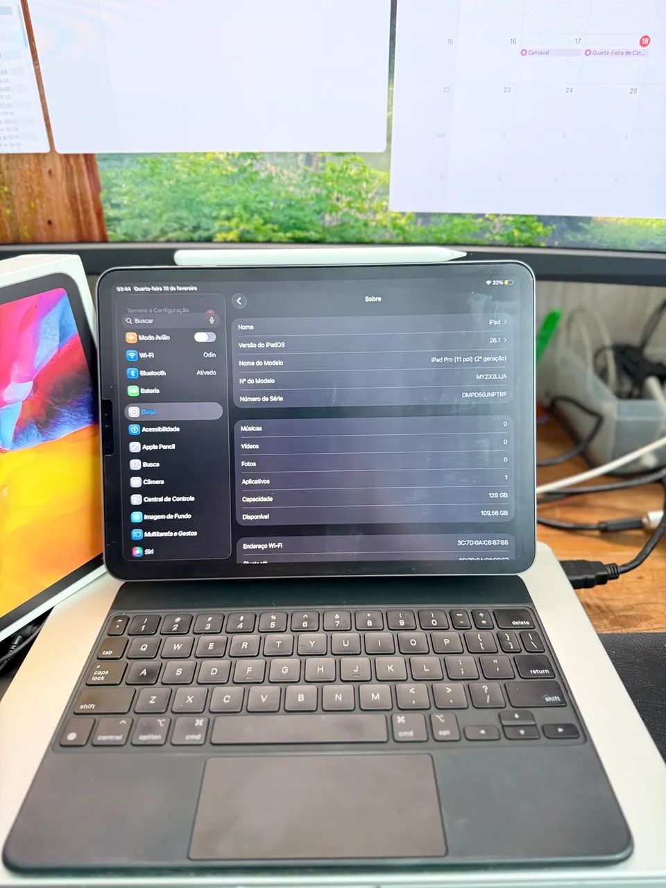 iPad Pro 11 pol (2ª Ger) 128GB + Magic Keyboard Original + Caixa e Acessórios - Foto 5