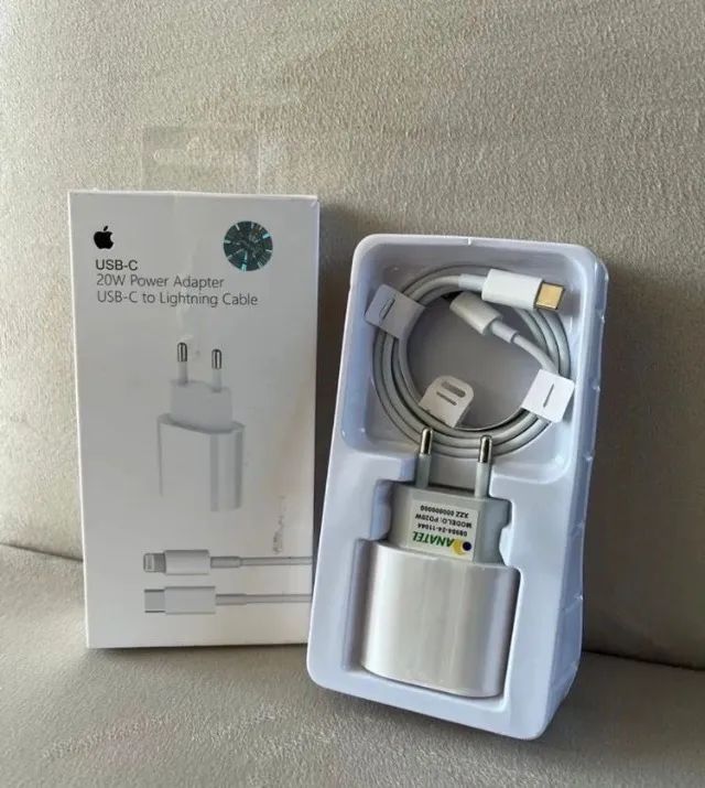 Carregador de IPHONE novo 