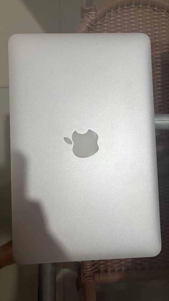 MacBook Air 11 polegadas 2014 A1465 - i5 - 4GB - 128GB SSD