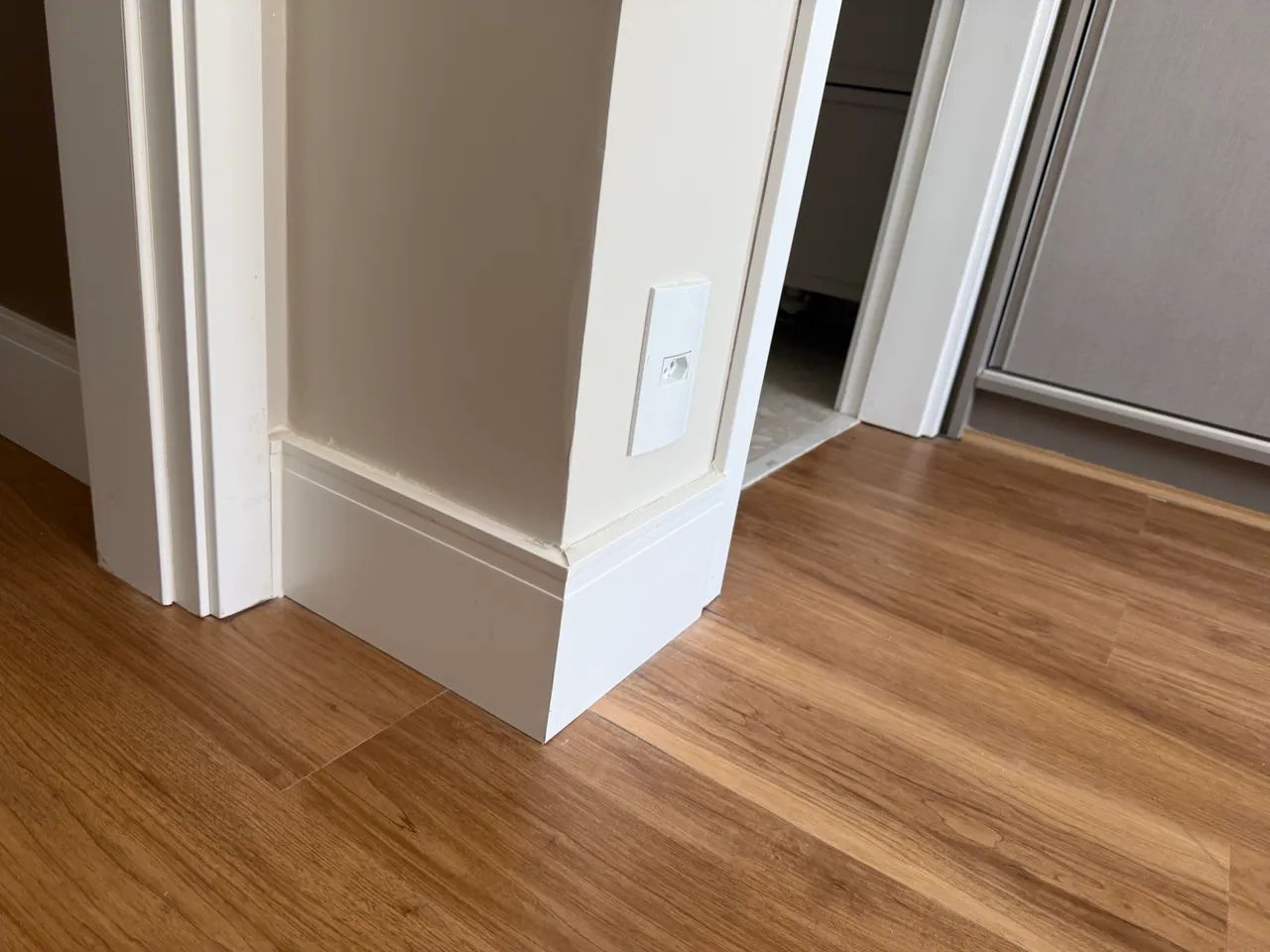 3 Caixas fechadas desse rodapé de 15 cm  - Foto 5