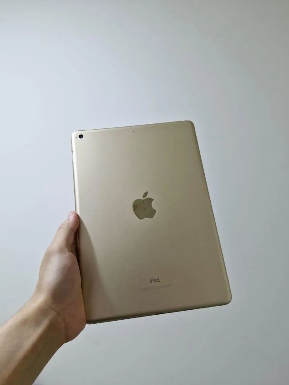 iPad 5ª Geração - 32gb  em ótimo estado  