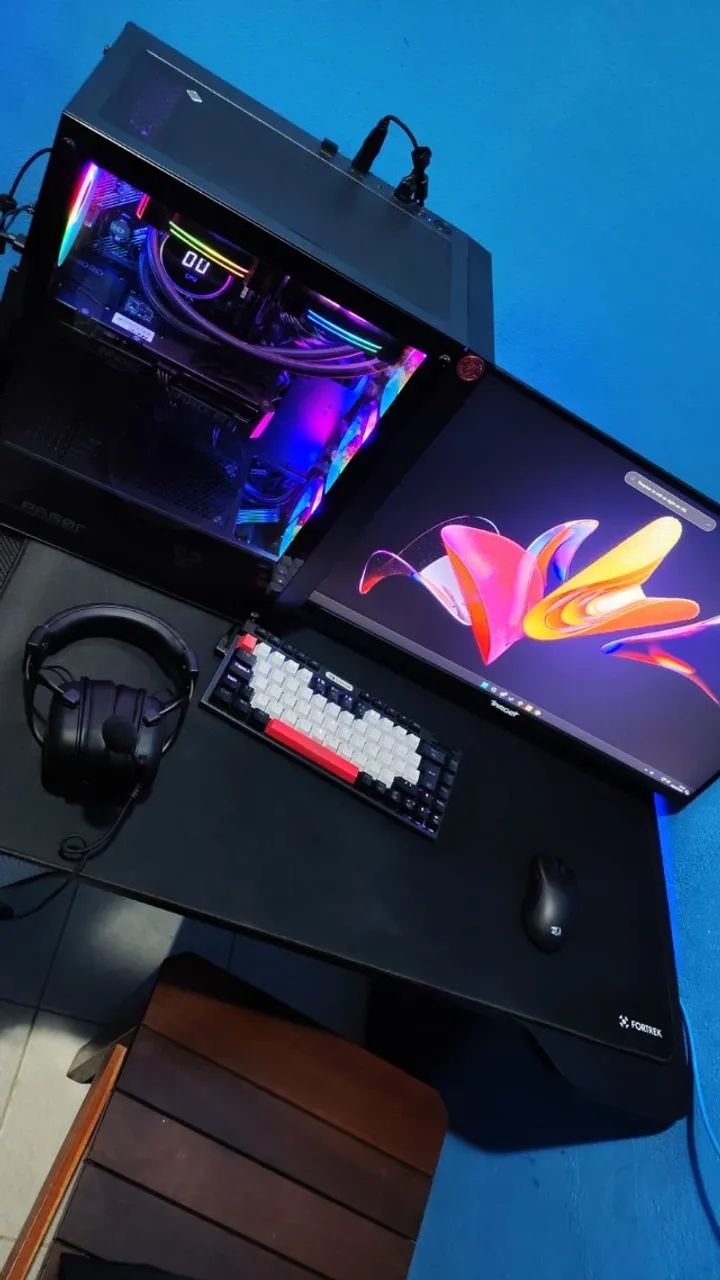 computador game + mesa (top de linha) 