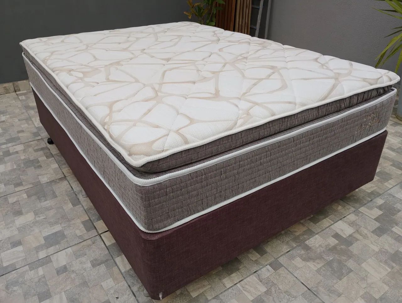 Cama Box Casal Ortobom Ouro Spring/Fabricado 2025 - Foto 4