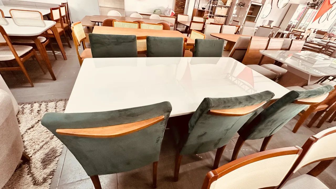 Mesa nova de madeira completa 