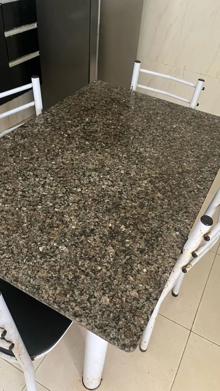 Mesa de jantar 4 cadeiras  - Foto 3