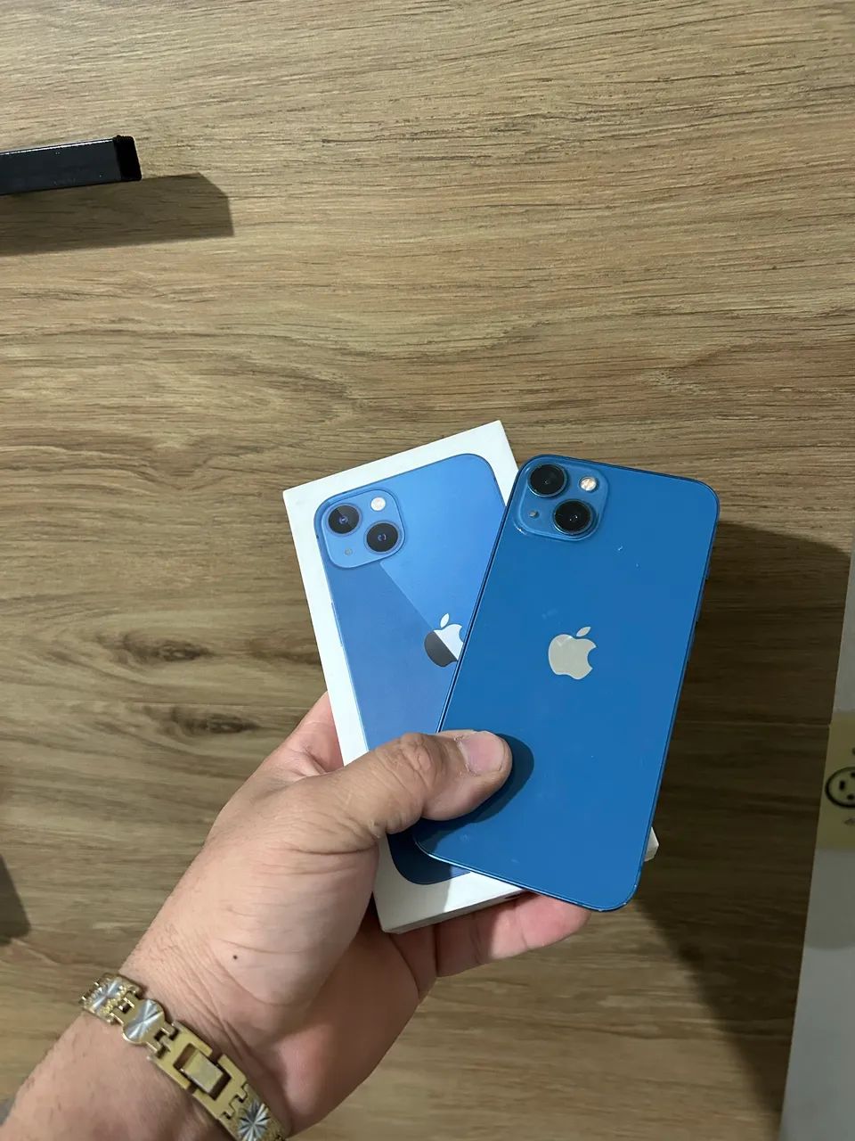 iPhone 13