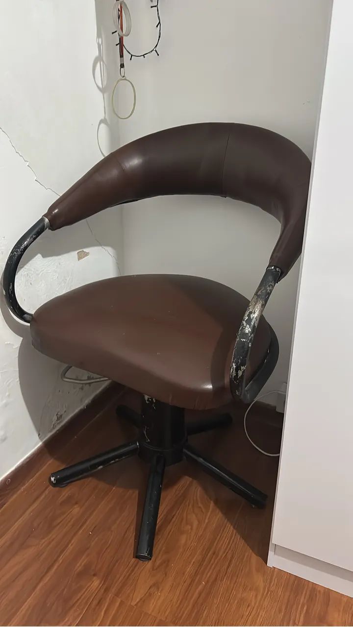 Cadeira de cabeleireiro - Foto 2