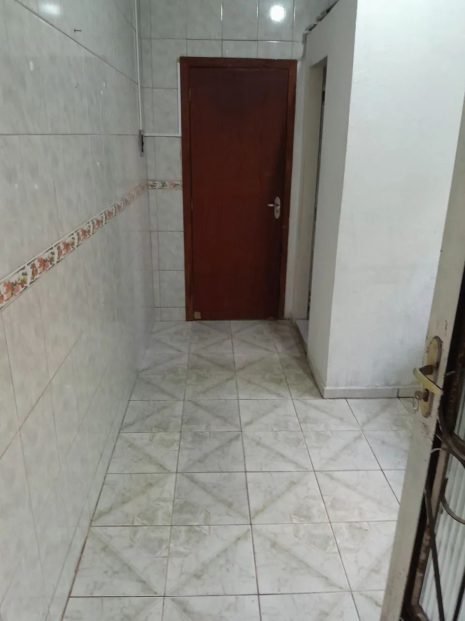Kitnet mobiliada em Neves!