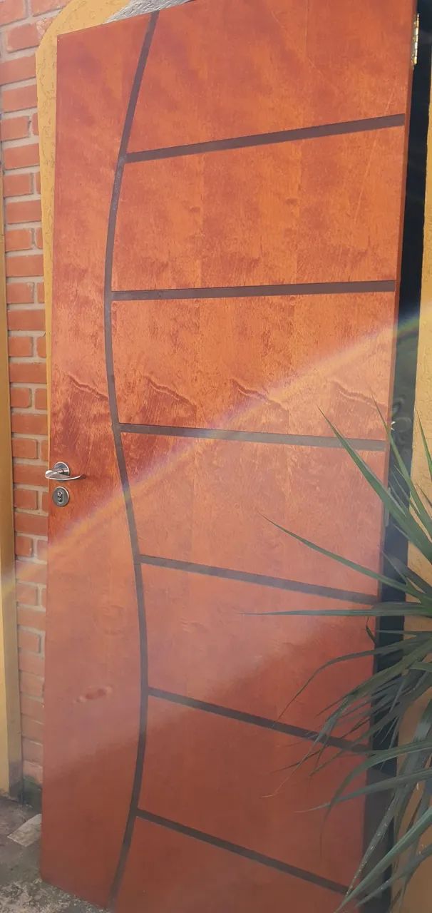 Porta de madeira COMPLETA!  - Foto 2