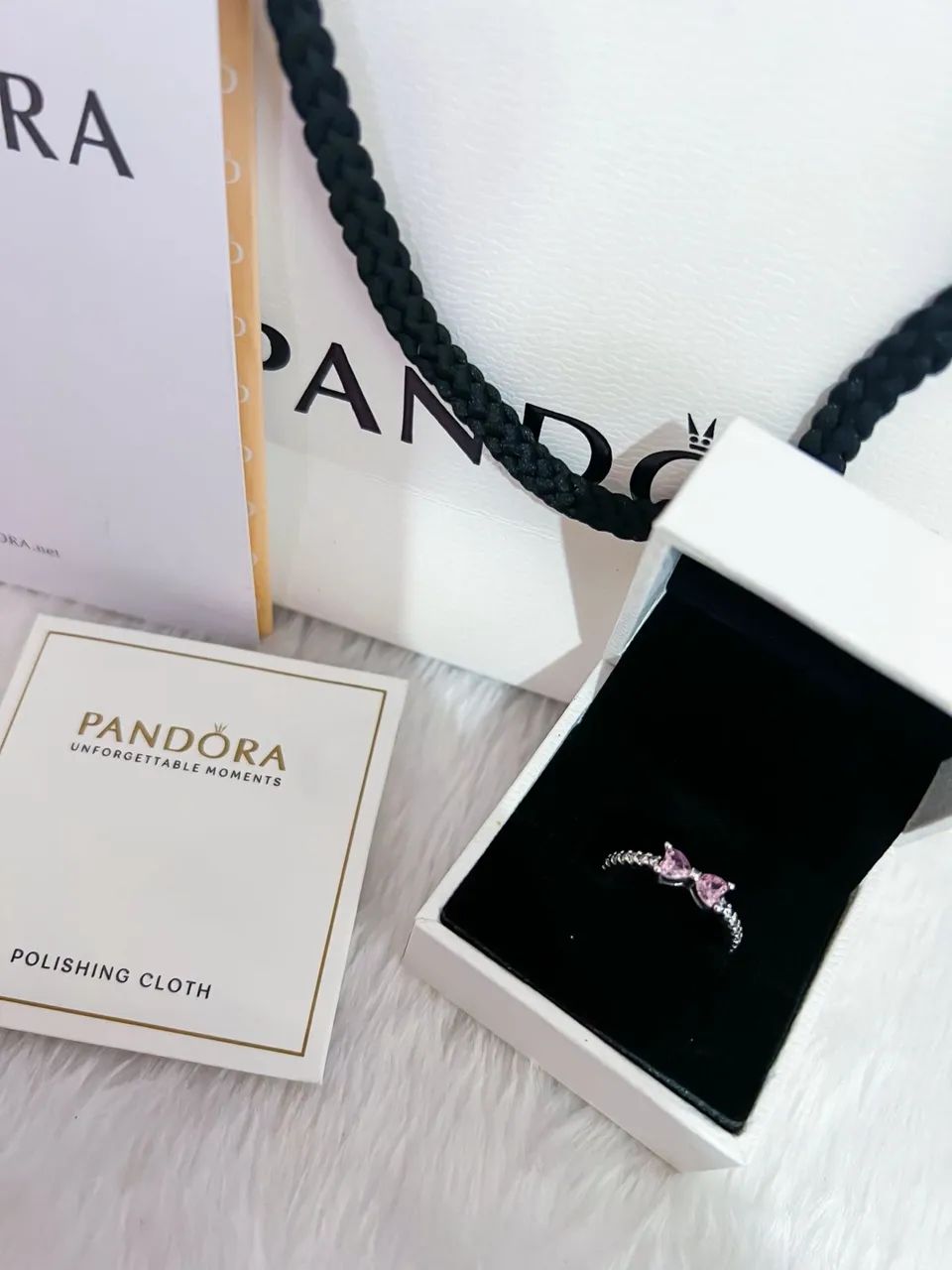Anel Pandora laço brilhante rosa  - Foto 2