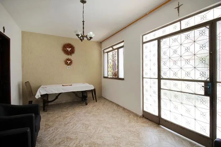 Casa à Venda - Santa Inês, 4 Quartos, 360 m2