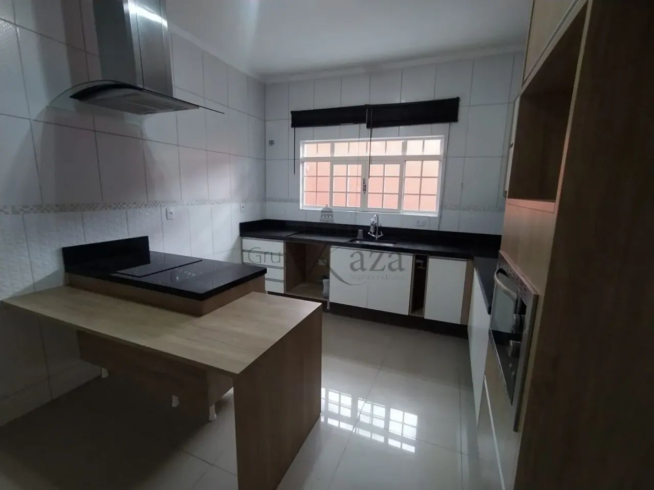 Casa - Bosque dos Eucaliptos - 3 Dormitórios - 140m². - Foto 3