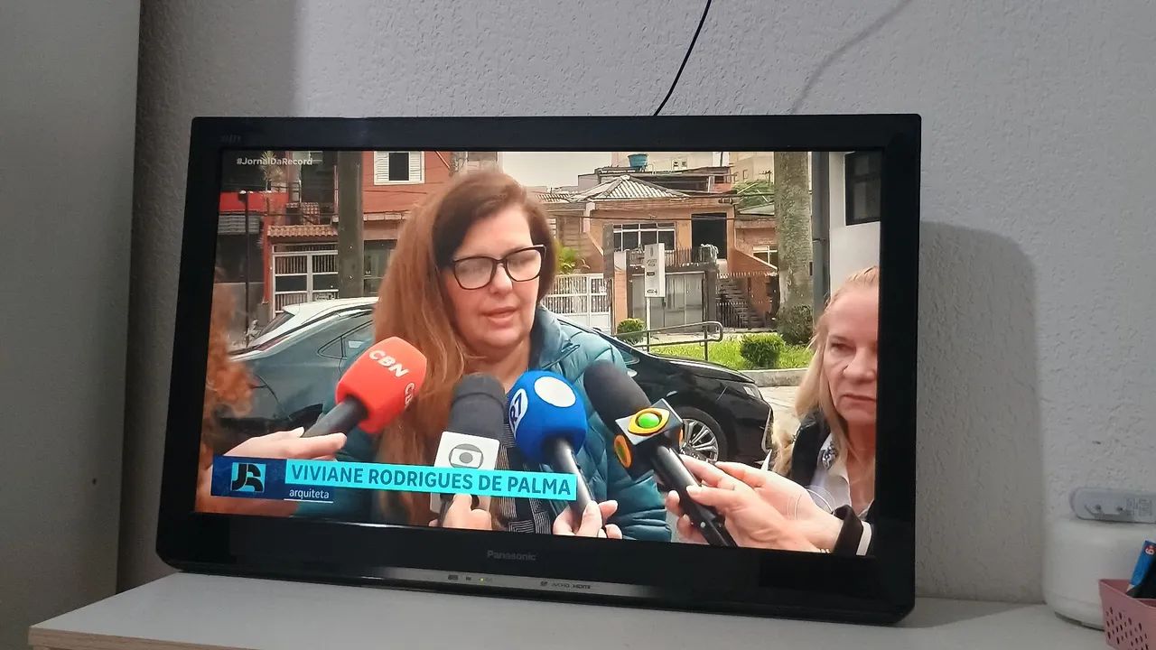 Televisão LCD Panasonic 