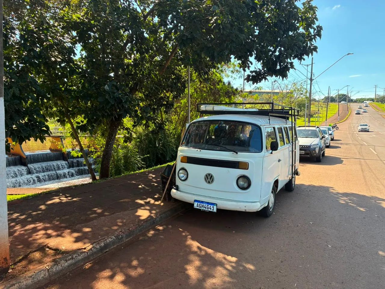 Volkswagen Kombi Standard/ Luxo/ Serie Prata 1996