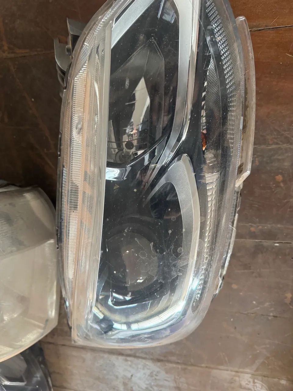 FAROL DIREITO ONIX PLUS COM PROJETOR
