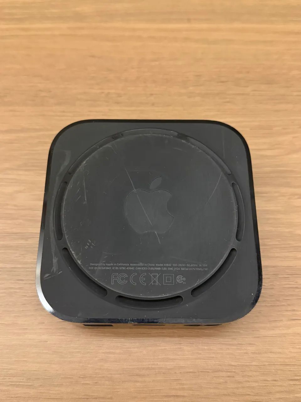 Apple TV 4K 1ª Geração A1842 + Cabos HDMI e Energia - Foto 4