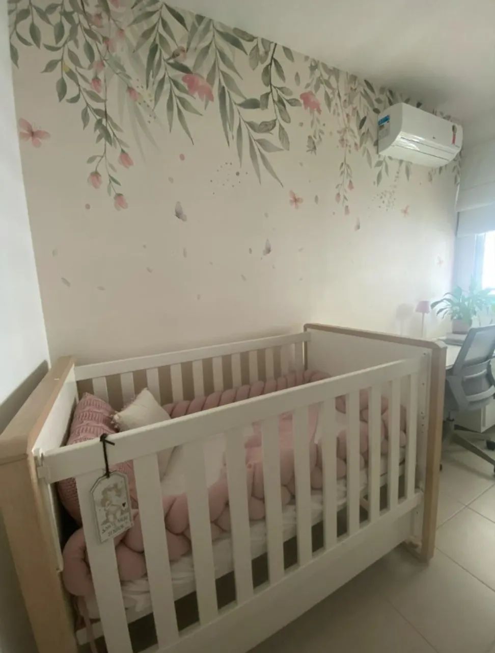 Conjunto Quarto de Bebê Quater Linha Beabá - Berço Evolutivo 3 em 1 + Cômoda - Impecável - Foto 2