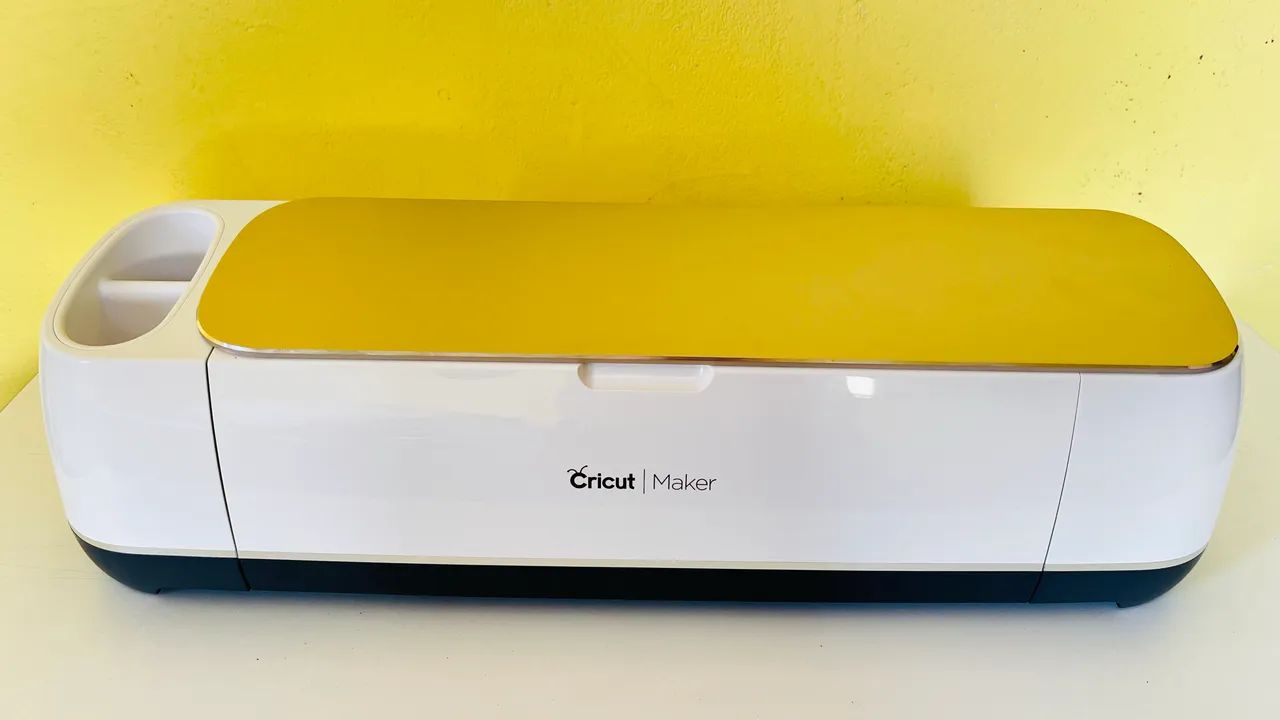 Cricut Maker em perfeito estado - Ideal para personalizados e papelaria 