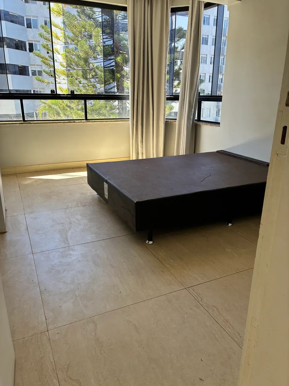 Apartamento 3 quartos no Sudoeste SQSW 303