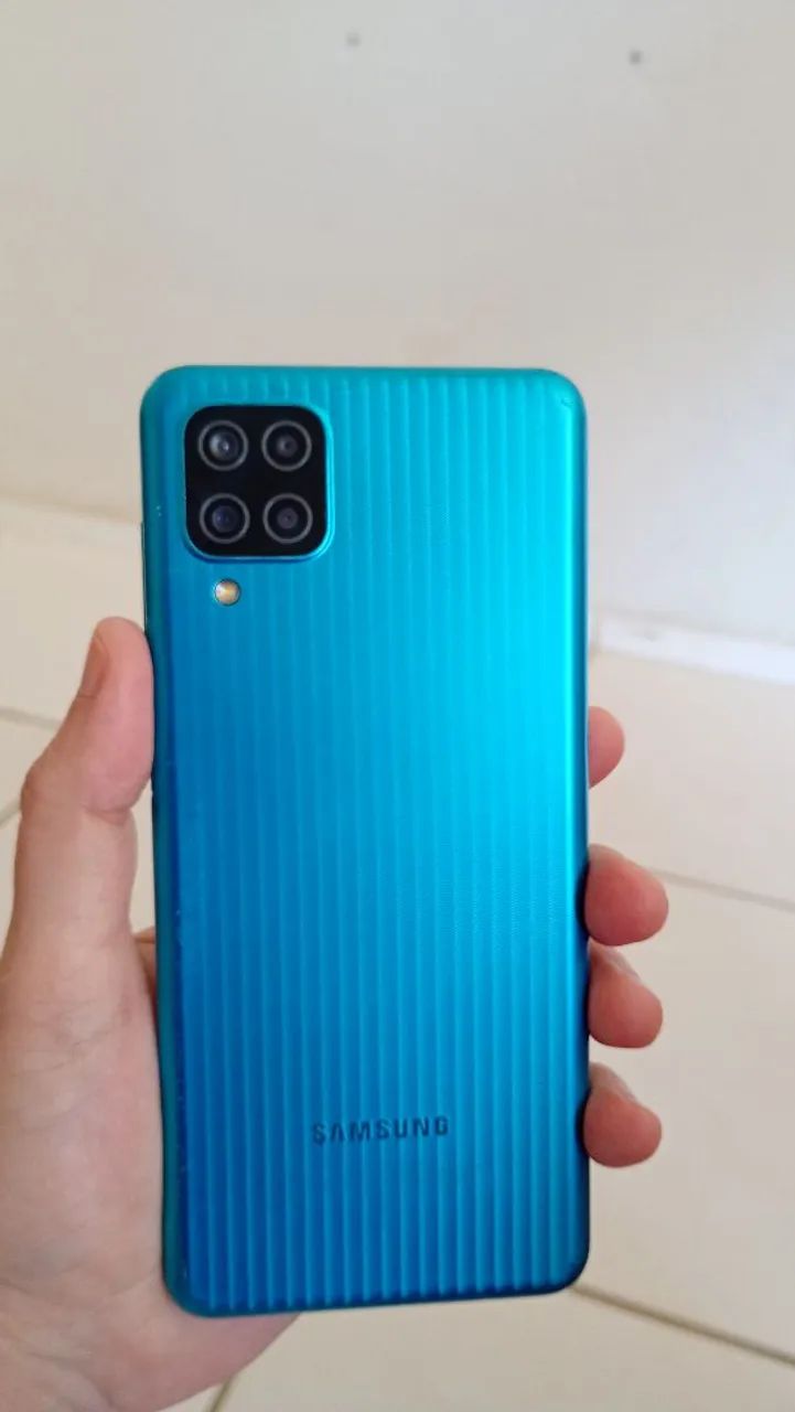 Samsung m12 semi novo  - Foto 2