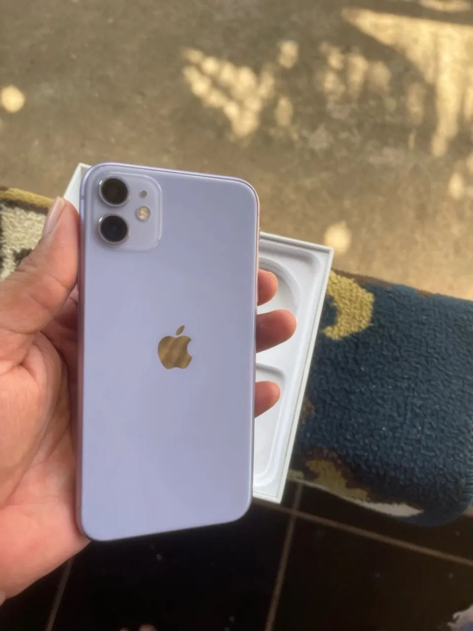 Vendo ou troco iPhone 11 - Foto 3