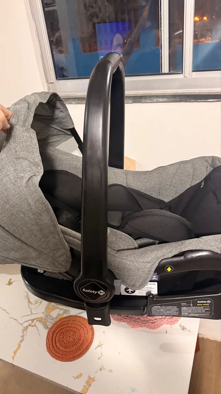 Bebê conforto novo 