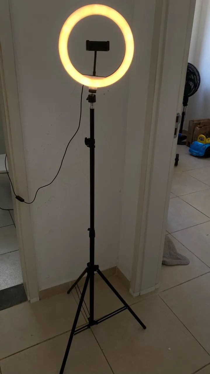 Ring Light Profissional Led 12 Polegadas 30 Cm Com Tripé De 2 metros Suporte De Celular - Foto 3