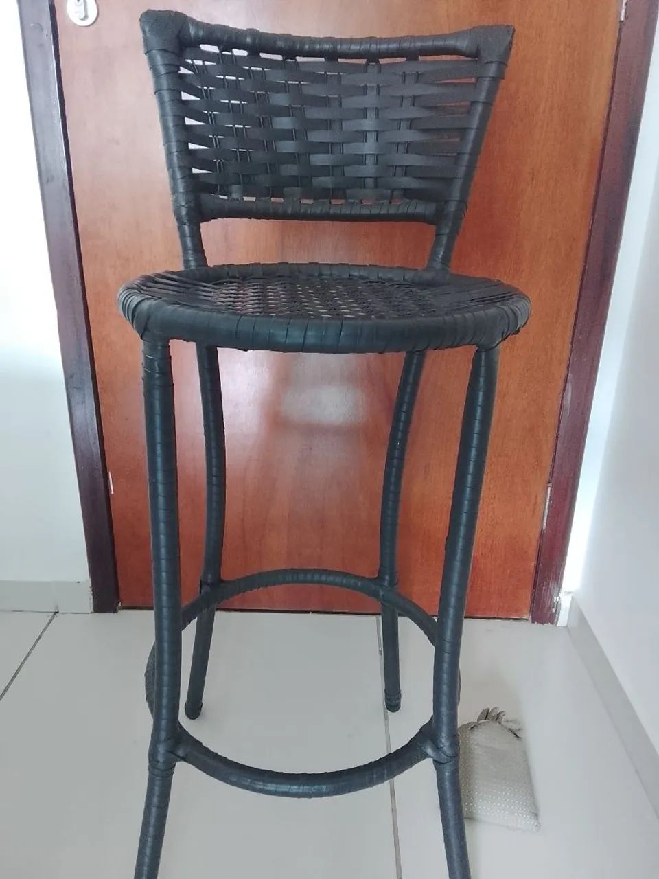 2 banquetas 