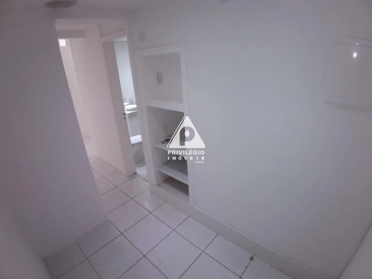 Oportunidade de Consultório: Sala Comercial 35m² | 6 Cômodos | ao Lado da Praça N.S. da Pa - Foto 4