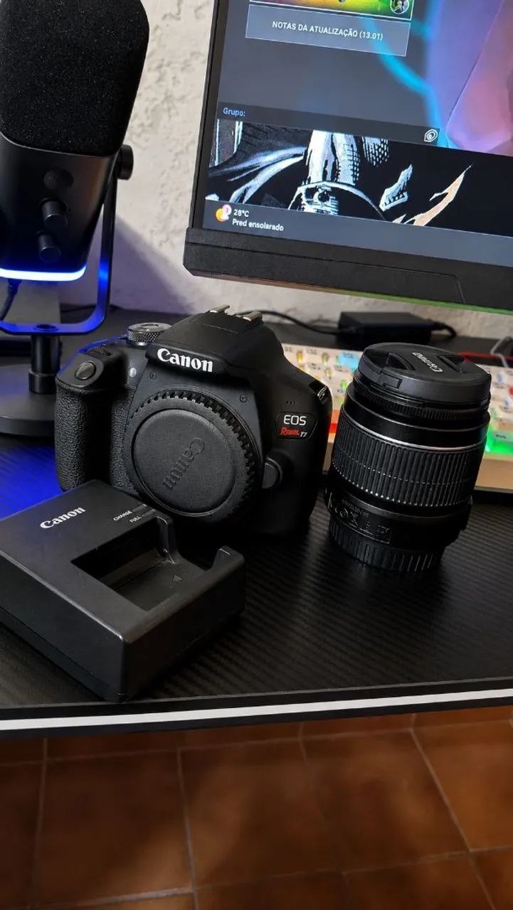 CÂMERA CANON T7