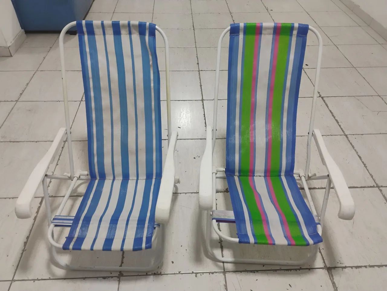 Jogo com 02 cadeiras de Praia 