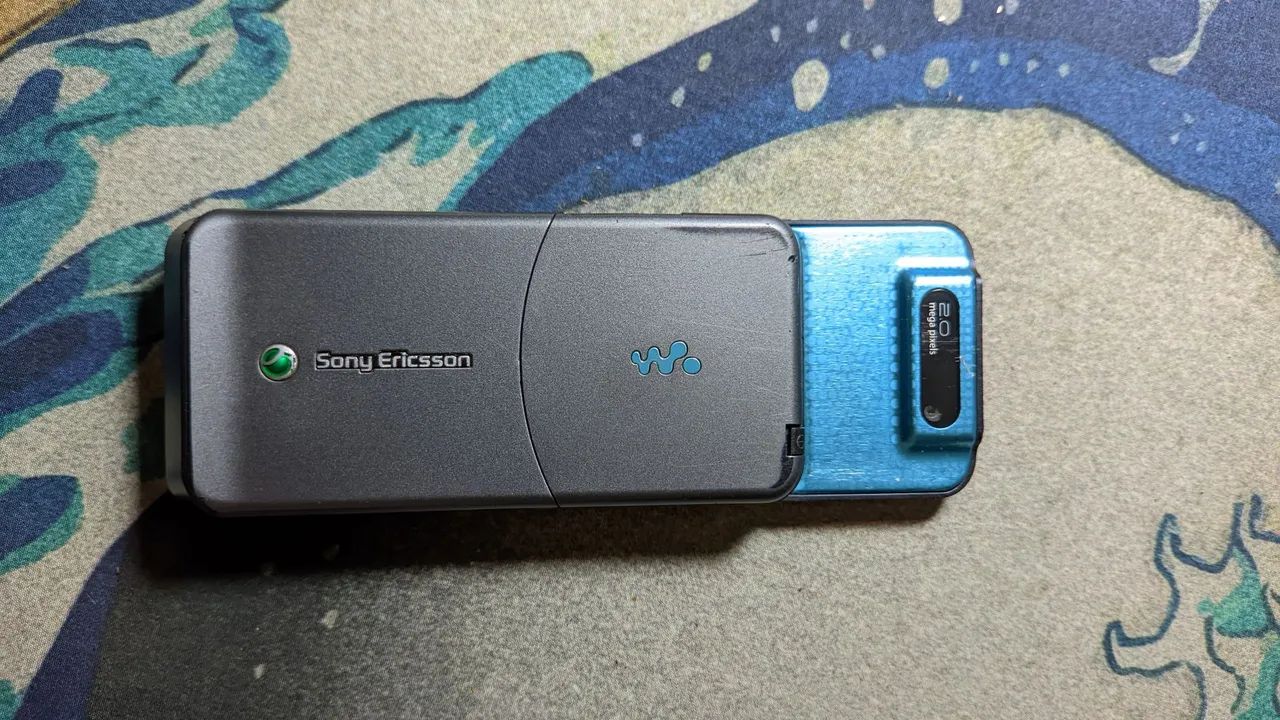 Sony Ericsson W580i - para restauração/peças  - Foto 4