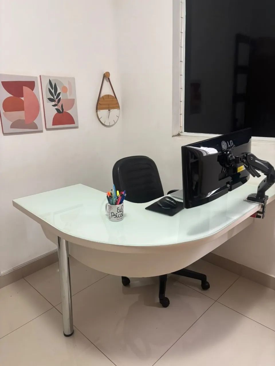 Mesa em L em ótimo estado - Foto 2
