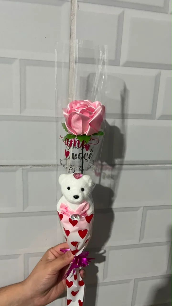 Flor eterna de cetim para presente - Foto 3