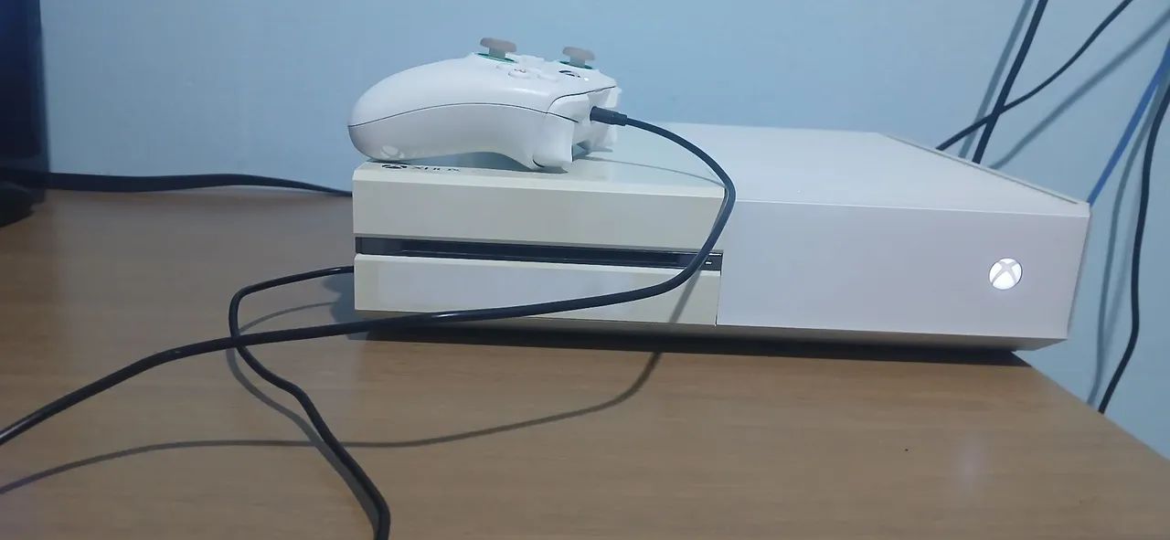 Xbox one fat usado completo, com jogos