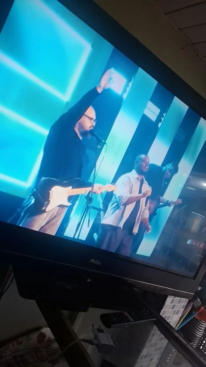 Tv 42 philco com box smart