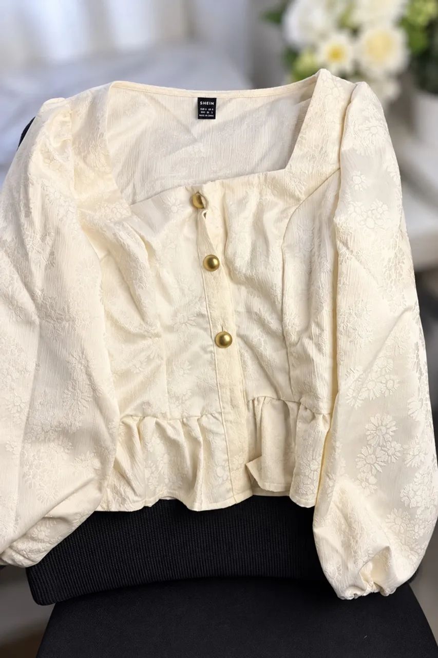 Roupas de brechó boas para vender 