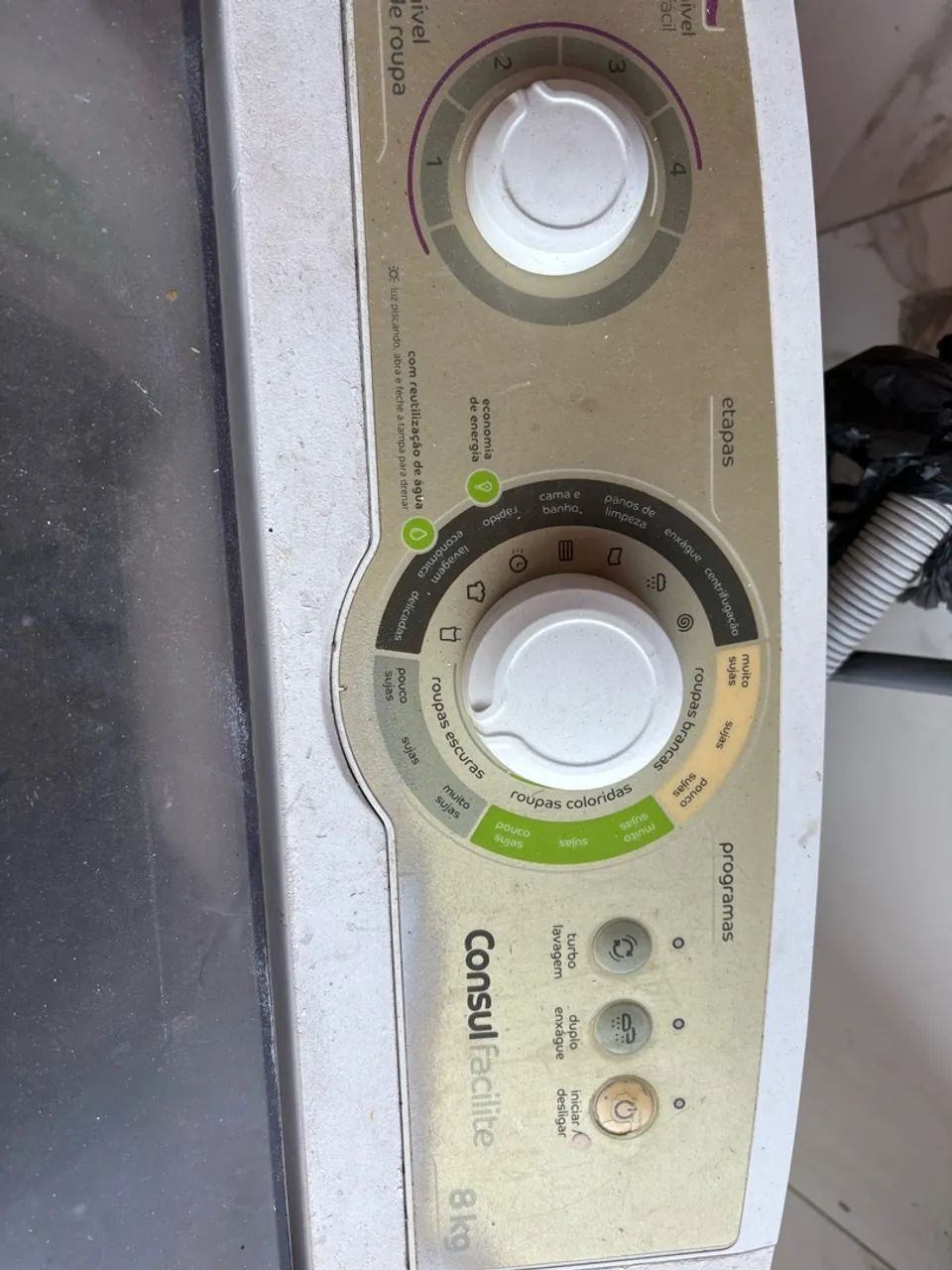 Máquina de lavar com defeito 