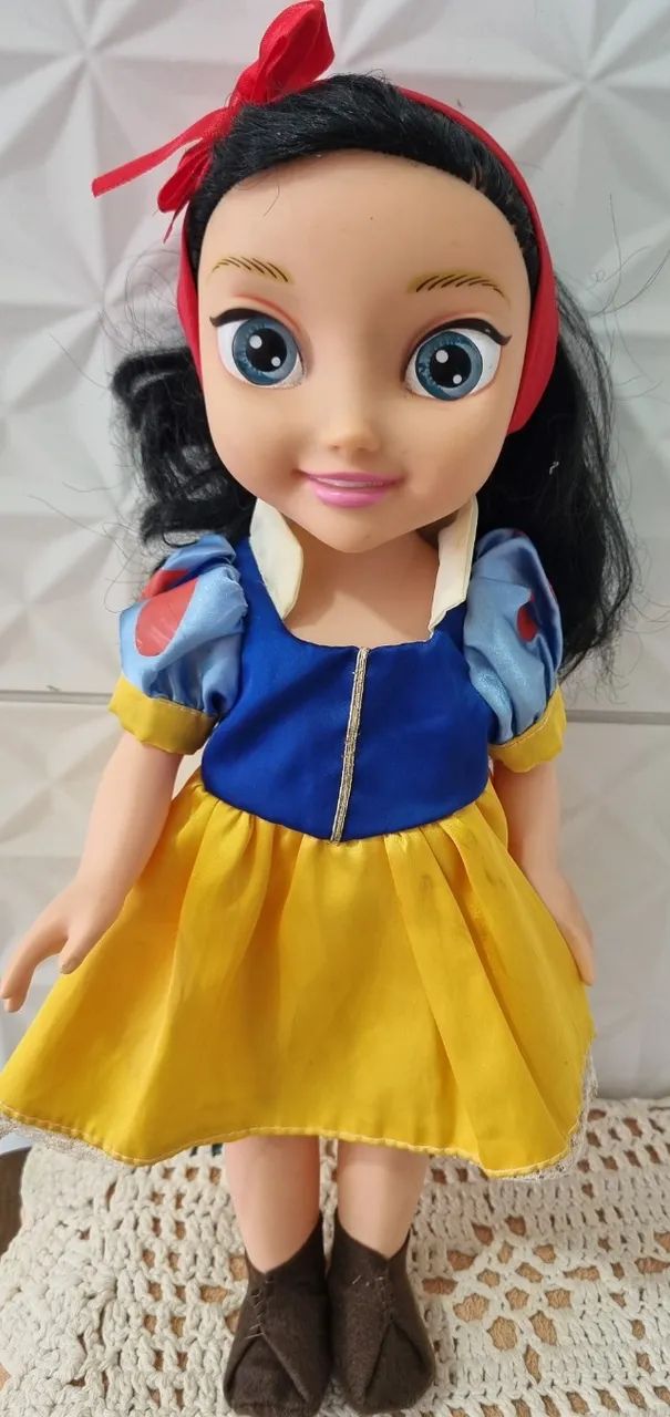 Boneca branca de neve