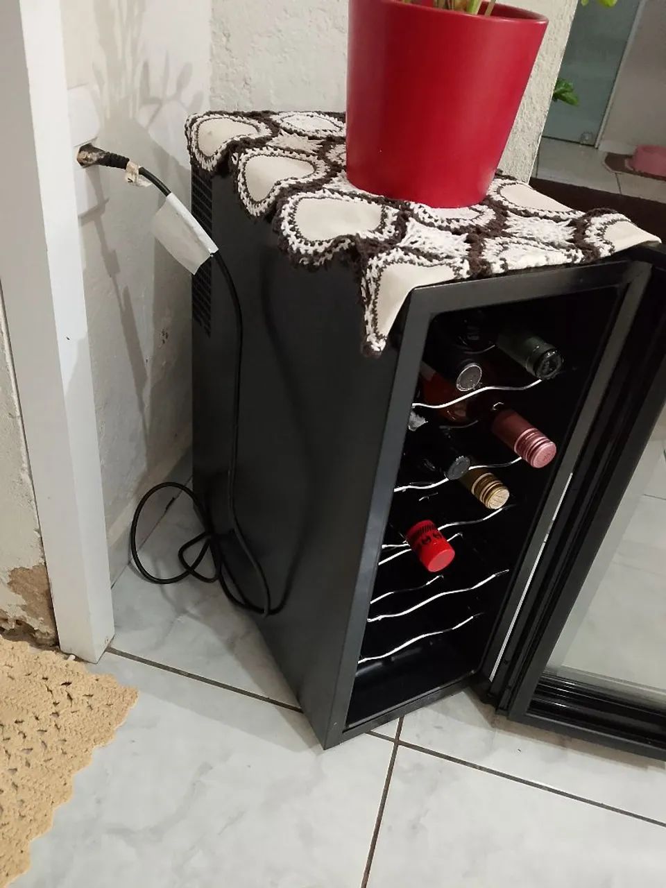 Adega  de vinho Brastemp 