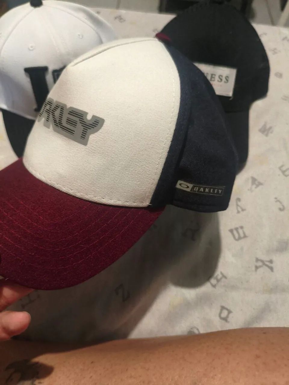 Boné guess, oakley e lords - Foto 4