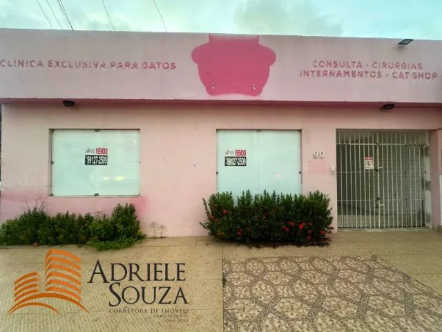 Vendo Imóvel Comercial de esquina, no Bairro 13 de Julho 