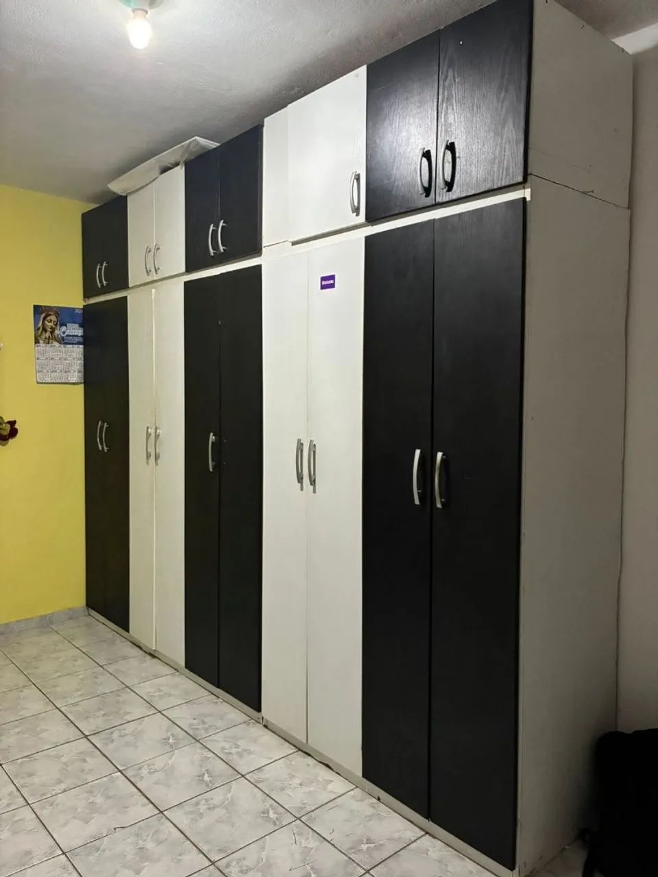 Ótima oportunidade de guarda-roupa 